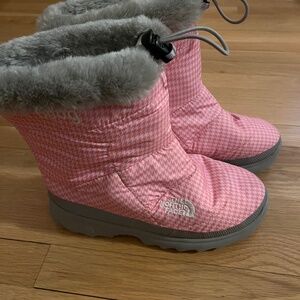 The North Face Pink Girl’s Boots Size 6 Eu 38